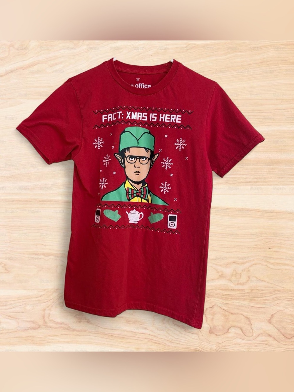 The Office Christmas T- Shirt Red, small